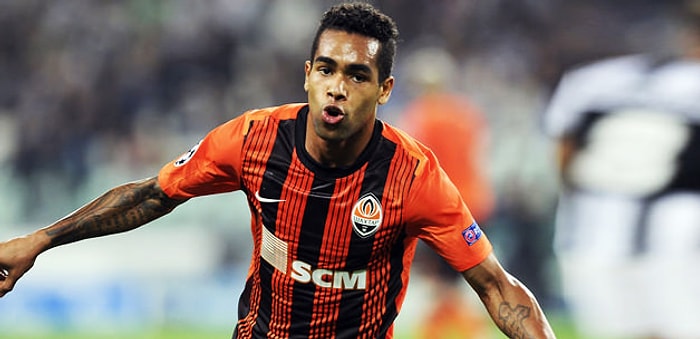 Alex Teixeira 50 Milyon Euro'ya Çin'de