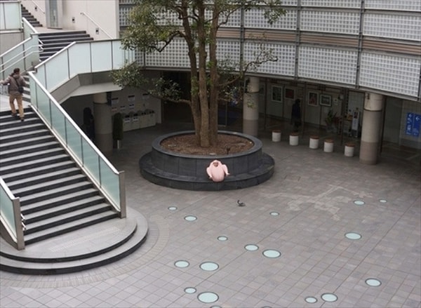 Ну а теперь время присесть, отдохнуть и насладиться едой.