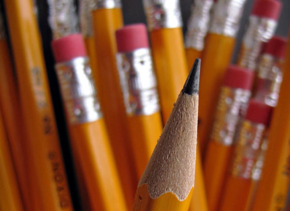 Torunlarınıza Maziden Bir Yaprak Olarak Anlatmak Zorunda Kalacağınız Bir Nesne: Kalem