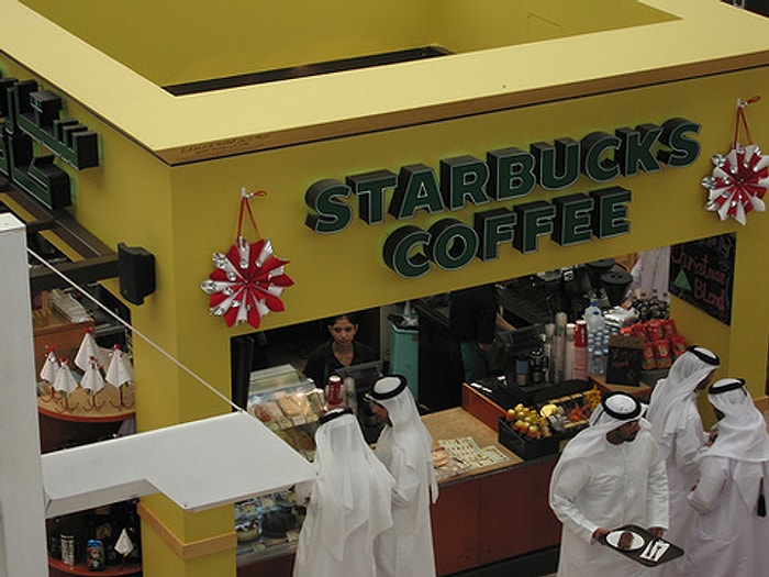 Suudi Starbucks Kadınlara Hizmet Vermeyi Reddetti