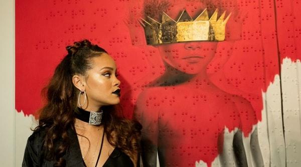 Rihanna, geçtiğimiz günlerde Anti adlı albümünü yayınladı.