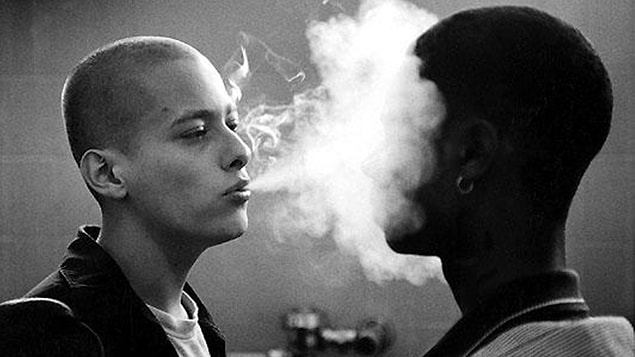 2. Geçmişin Gölgesinde / American History X (1998)