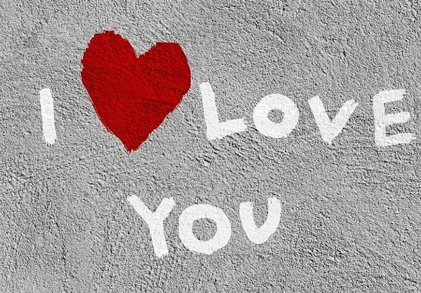 2. Потому что она три часа подряд пролистывала страничку твоей бывшей и нашла на ней твой древний, как сами мамонты, полный любовных излияний пост.