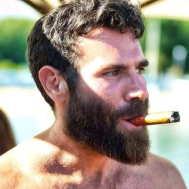 Bilzerian'ın Instagram hesabında 15 milyonu aşkın takipçisi var.