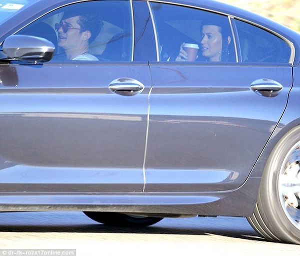 Стоит отметить, что парочку заметили в одном из ресторанов Лос-Анджелеса.