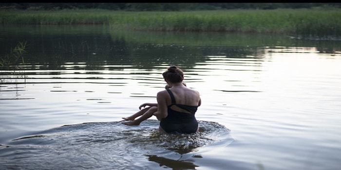 Doğaya Dönüş Başlıyor: Strange Days Sergisi Ruhunuzdaki Beton Kokusunu Silecek
