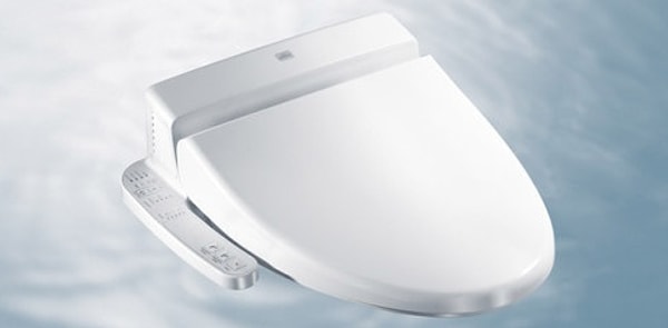 3. Японские унитазы под названием Washlet включают в себя функцию подачи воды для промывания гениталий.
