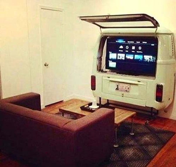 11. Подставка для телевизора