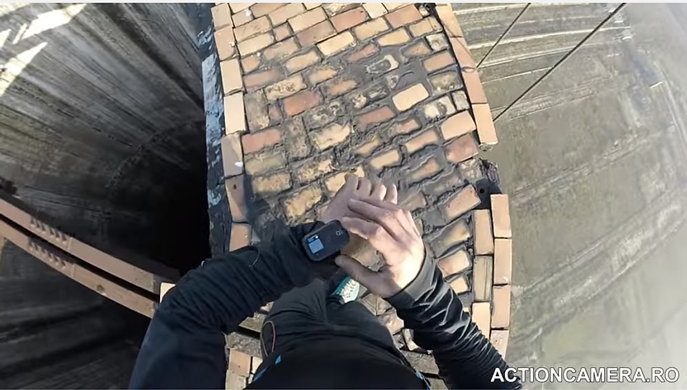 280 Metrelik Dev Kulenin Merdivenlerinden Korumasız Şekilde İnen Çılgın Adam