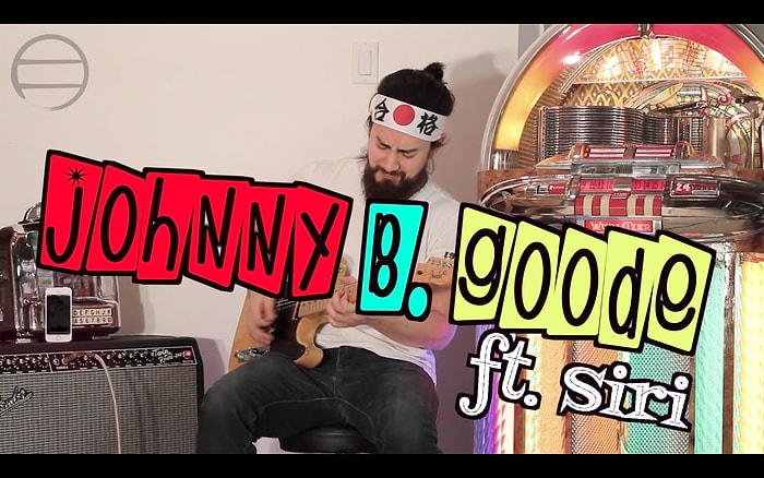 'Go Johnny Go' Söyleyen Siri ve Elektronik Gitar Uyumundan Ortaya Çıkan Mükemmel Cover