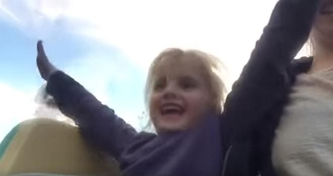 İlk Kez Roller Coaster'a Binen Küçük Kızın Sevimli Tepkisi