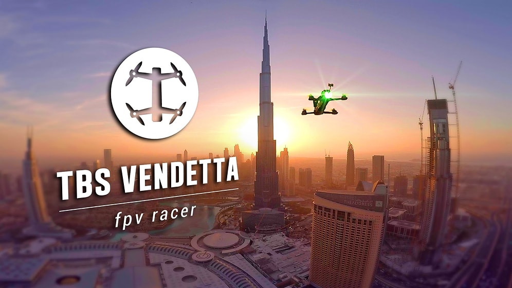 Burj Khalifa’nın Tepesinden Aşağıya Dalışa Geçen Drone