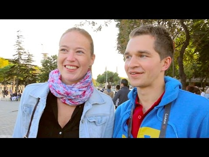 Ülkenizde En Kaba Karşılanan Davranış Ne? | Turistlerle Röportajlar