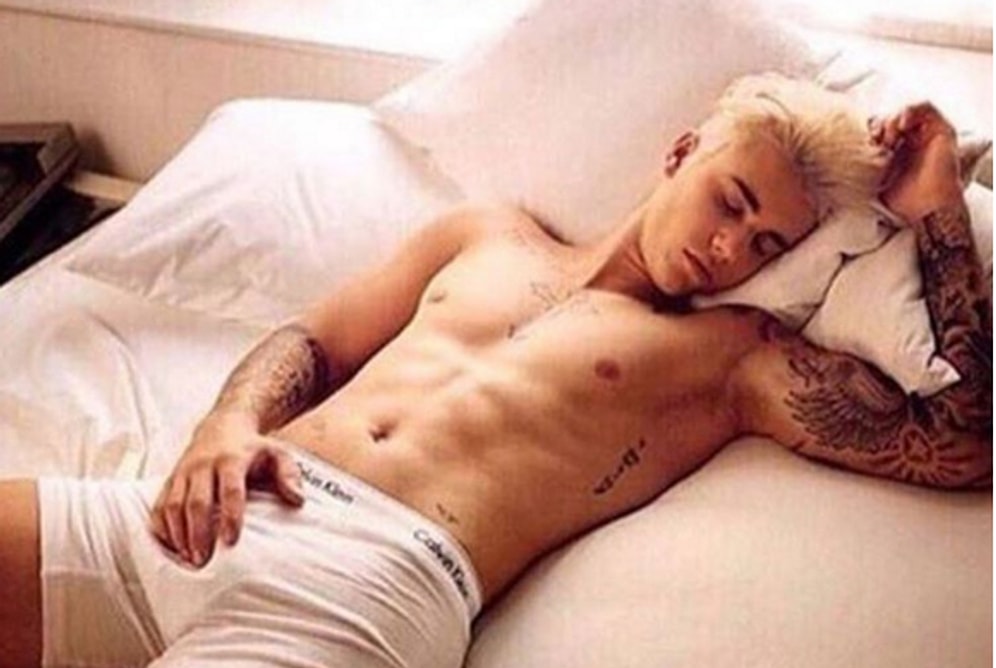 Новая Лолита: Джастин Бибер опубликовал в сети фото, изменившее всю ЕЁ жизнь...