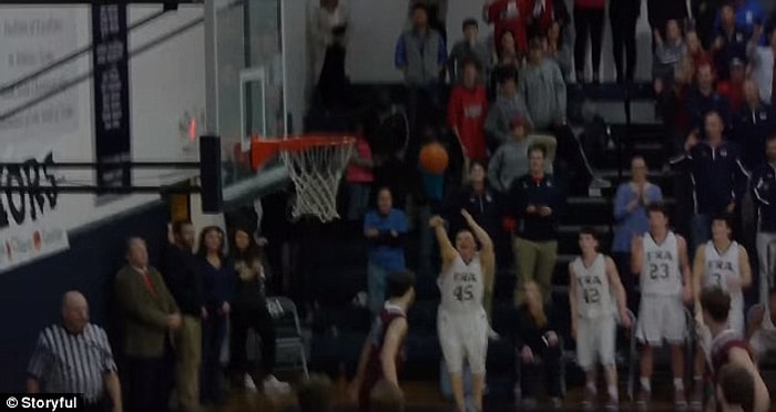 Son Saniye Üçlüğü ile Takımına Galibiyeti Getiren Down Sendromlu Öğrenci