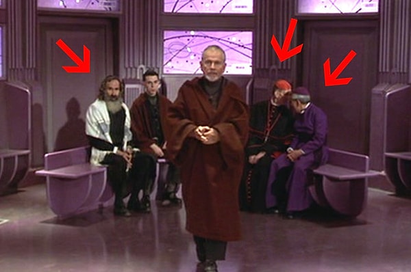 4. Раввин, кардинал и священник просто прохлаждаются за спиной Корнелиуса.