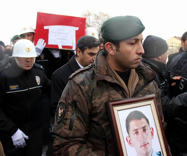 Öğretmen olarak atanamayınca polis olmuş
