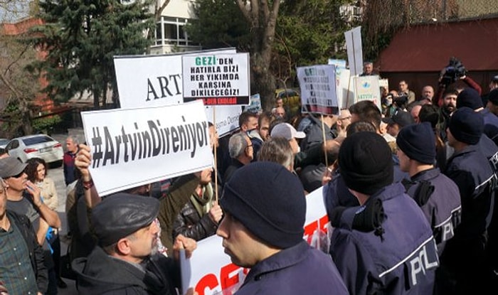 Ankara'daki Cerattepe Protestosuna Polis Müdahalesi: 10 Kişi Gözaltında