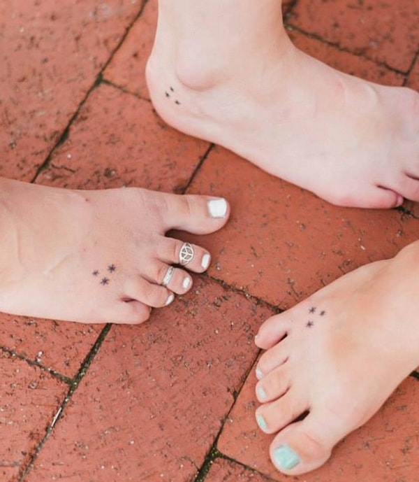 10. Татуировки трех сестер - поклонниц Гарри Поттера.