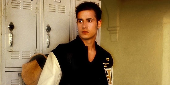 10 секс-символов 90-х тогда и сегодня