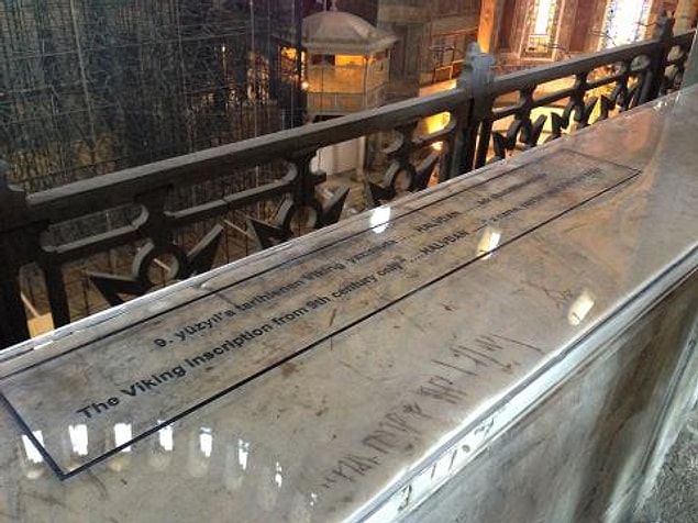 7. Ayasofya'da Viking yazısı