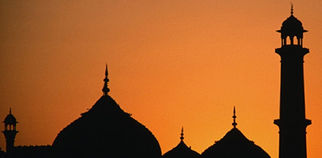 15. İslama daveti kabul eden ilk erkek kimdir?