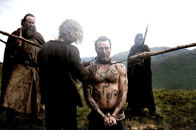 10. Vikinglerin en büyük gelir kaynağı köle ticaretiydi.