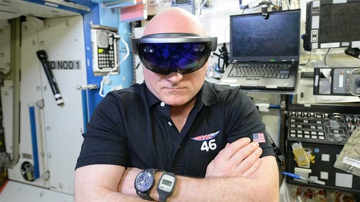 NASA Astronotu Uzaydan Microsoft HoloLens’i ile Fotoğraf Paylaştı