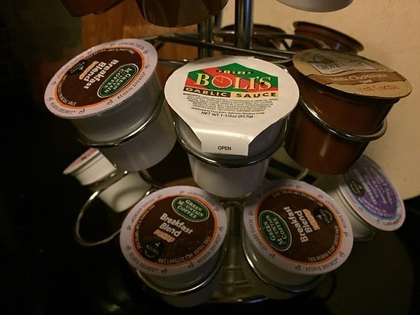 15. Положить в чашку кофе не сливки, а чесночный соус.