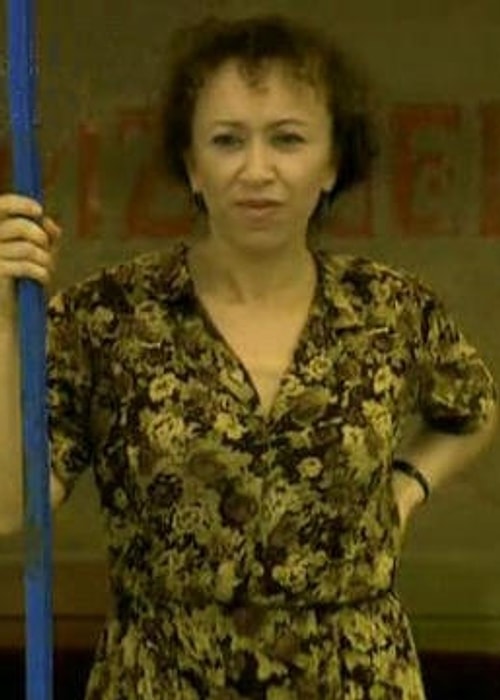 Zeliha (Şebnem Sönmez)