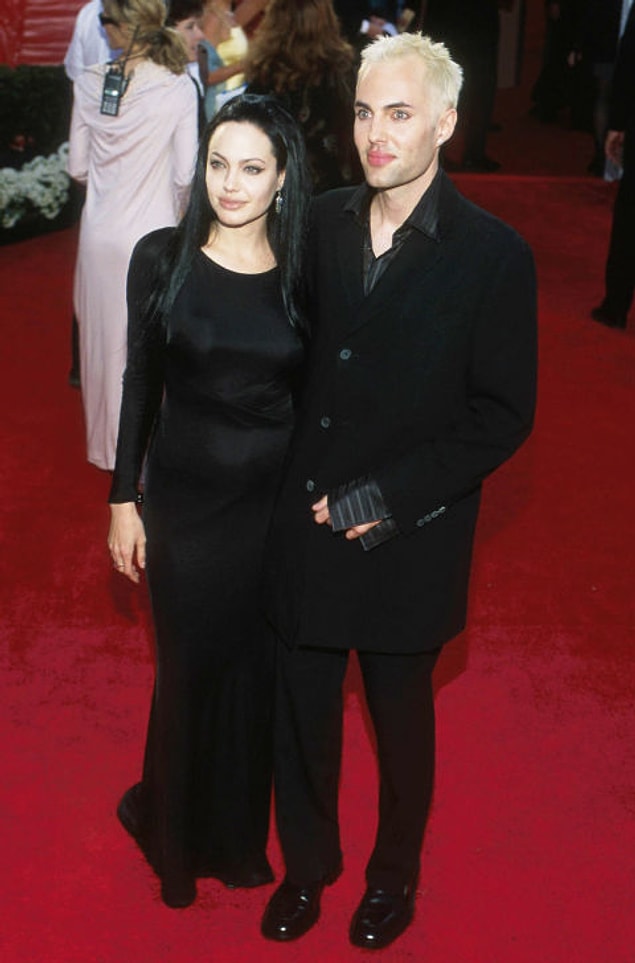 23. Angelina Jolie, 2000
