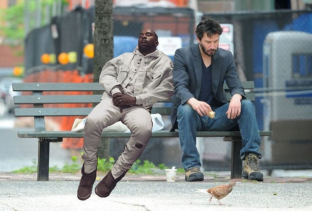 8. Daha önce photoshop kurbanı olan Keanu Reeves ile bir araya getirilmeleri de takdire şayan.