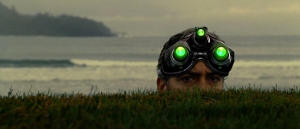 17. Когда вы просматриваете чей-либо профиль, LinkedIn сообщает владельцу профиля ваши имя и фамилию.