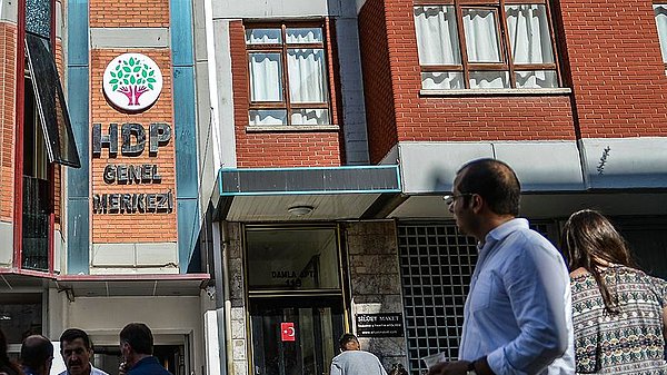 'HDP, başladığı zorlu yolculuğu, özgür bir ülkeyi ve barış içinde kardeşçe yaşayacağımız bir ortamı var edinceye kadar ısrarla sürdürecek'