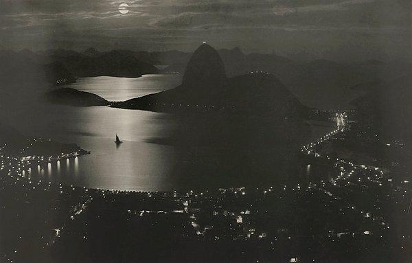 39. Botafogo Körfezi ve Rio de Janeiro'nun gece görünüşü. Eylül, 1920.