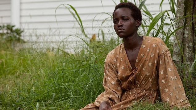 19. "12 Yıllık Esaret (2013)" filmindeki rolüyle "Lupita Nyong'o"