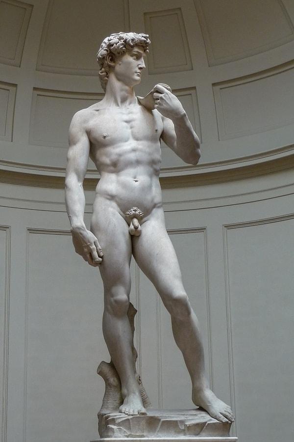 6. Peki Floransa'da bulunan Davut heykeli kimin eseridir?