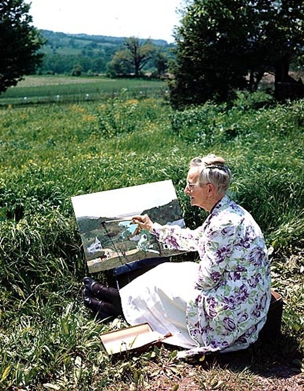 16. Son olarak "Büyükanne Moses", müthiş başarı yakaladığı ressamlık kariyerine başladığında 78 yaşındaydı!