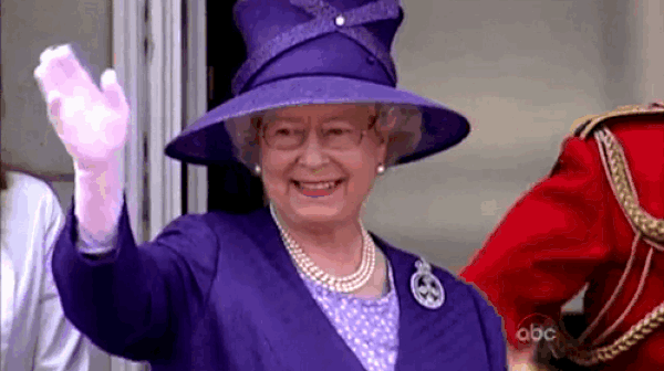 Sen elitlik konusunda Kraliçe Elizabeth’i bile geçmişsin!