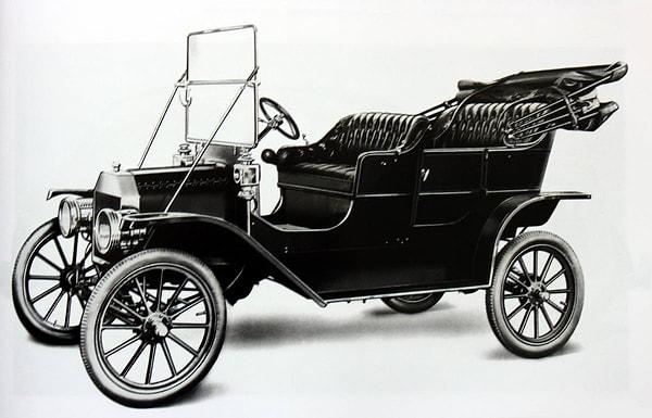 7. Henry Ford, devrim niteliğindeki Model T'yi yarattığında 45 yaşındaydı.
