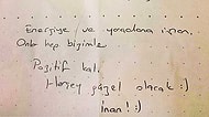 Metrobüste Ağlayan Bir Kıza Yazılan Bu Not Sizin de Gününüzü Güzelleştirecek