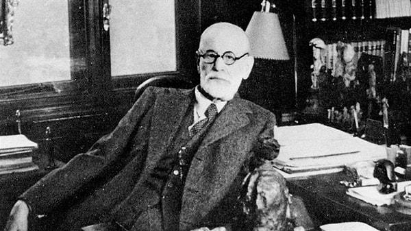 9. Sigmund Freud- Adına da derler seks