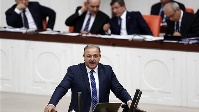 'Dokunulmazlıkların kaldırılmasını istiyor olmalarından mutluluk duyarız'