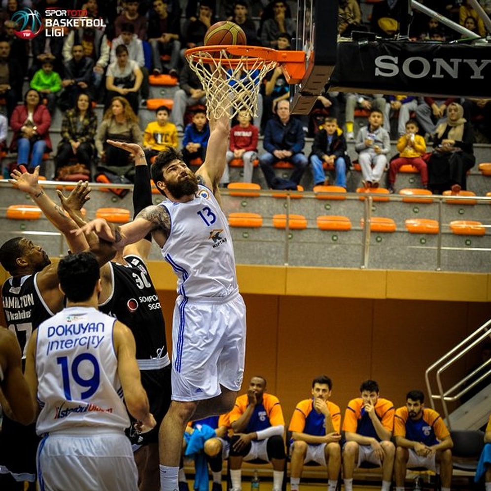 İstanbul Büyükşehir Belediyespor 74-69 Beşiktaş Sompo Japan