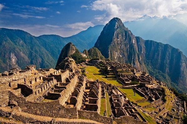 59. Peru'daki Machu Picchu'yu ziyaret edin.