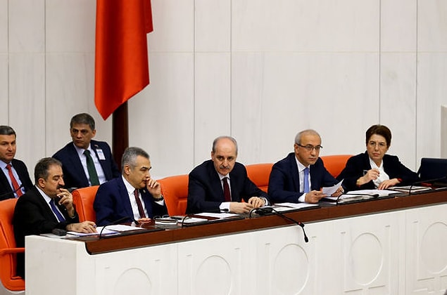 Başbakan Yardımcısı Lütfi Elvan: 'Bu bina kaçak değildir'