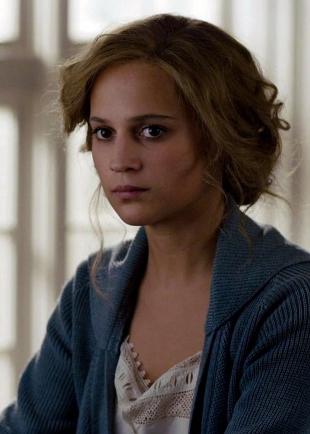 16. The Danish Girl filmindeki rolüyle Alicia Vikander (En İyi Yardımcı Kadın Oyuncu)