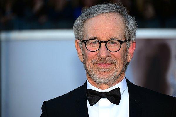 1. Steven Spielberg - 42 kere teşekkür edildi