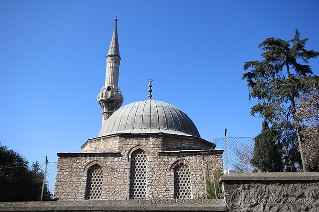 21. Çinili Camisi