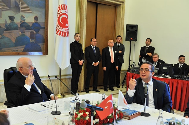 "CHP, o masaya hiç oturmamalıydı"